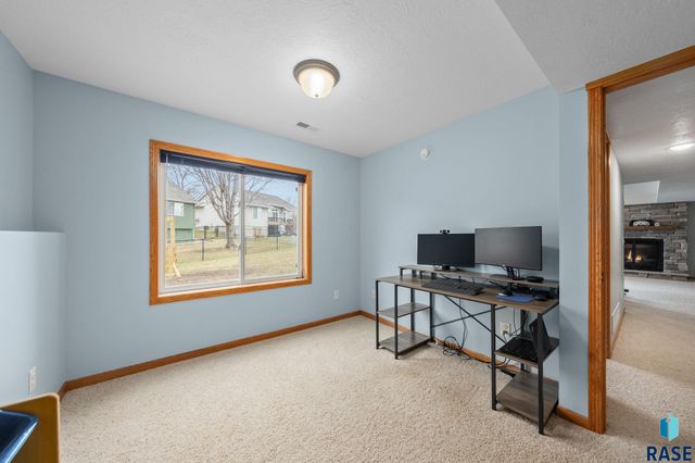 4605 S Kristen Cir Circle, Sioux Falls, SD 57106