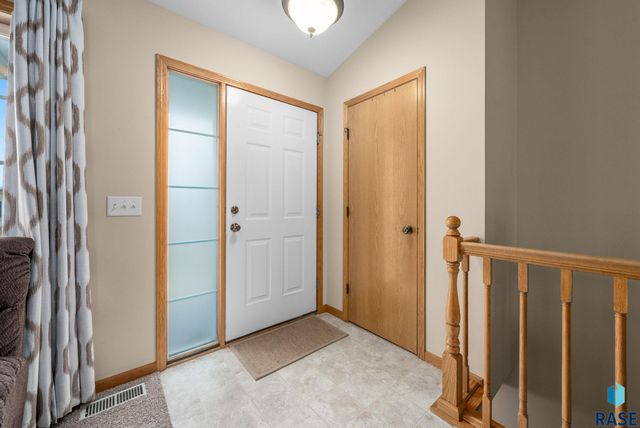 4605 S Kristen Cir Circle, Sioux Falls, SD 57106