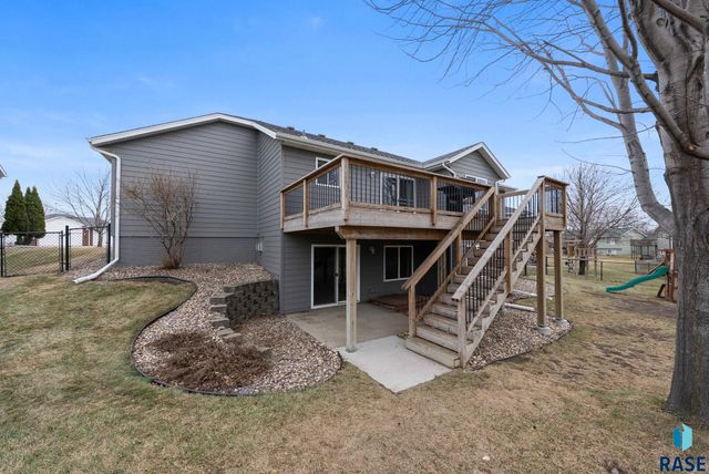 4605 S Kristen Cir Circle, Sioux Falls, SD 57106