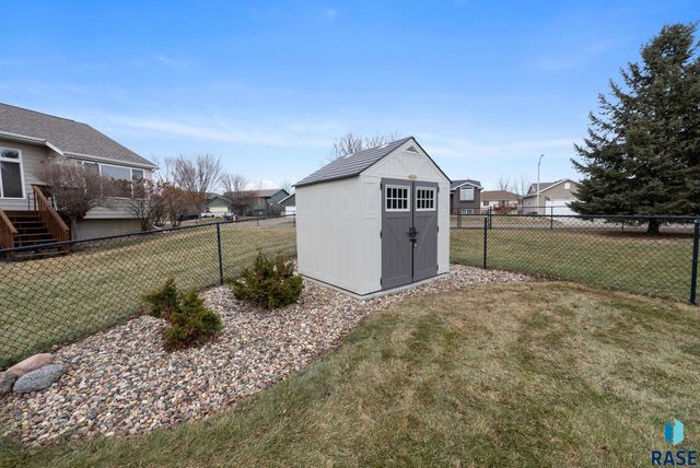 4605 S Kristen Cir Circle, Sioux Falls, SD 57106