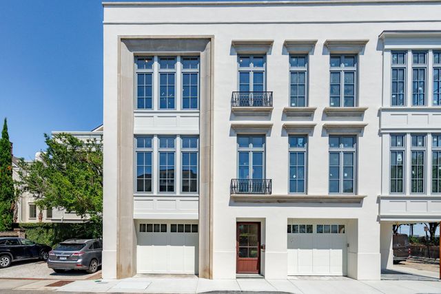 4 Exchange Street, Charleston, SC 29401