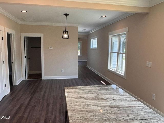 402 Poplar Street, Graham, NC 27253