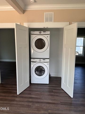 402 Poplar Street, Graham, NC 27253