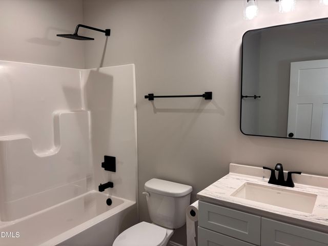 402 Poplar Street, Graham, NC 27253