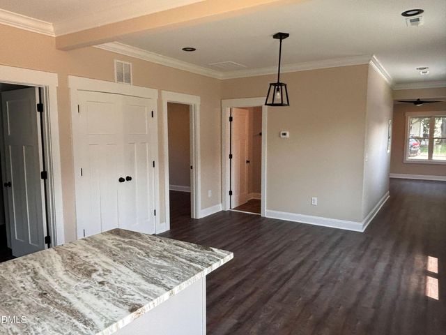 402 Poplar Street, Graham, NC 27253