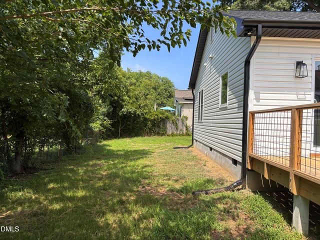 402 Poplar Street, Graham, NC 27253