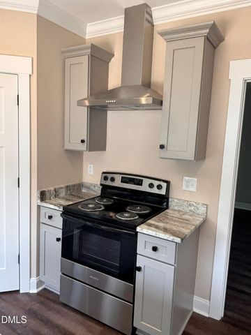 402 Poplar Street, Graham, NC 27253