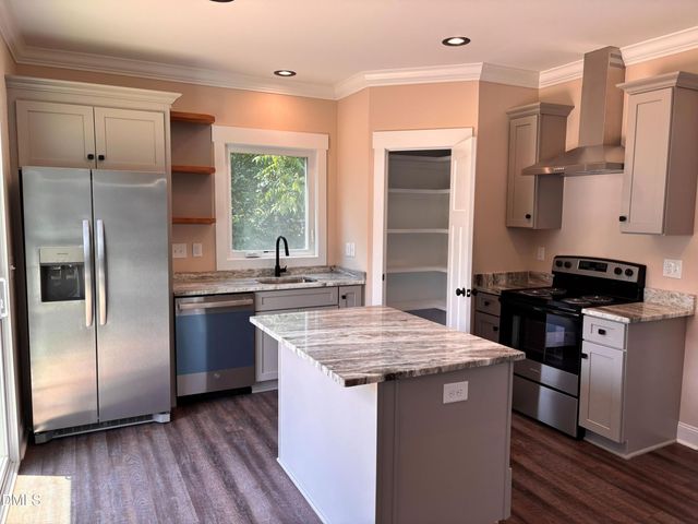402 Poplar Street, Graham, NC 27253