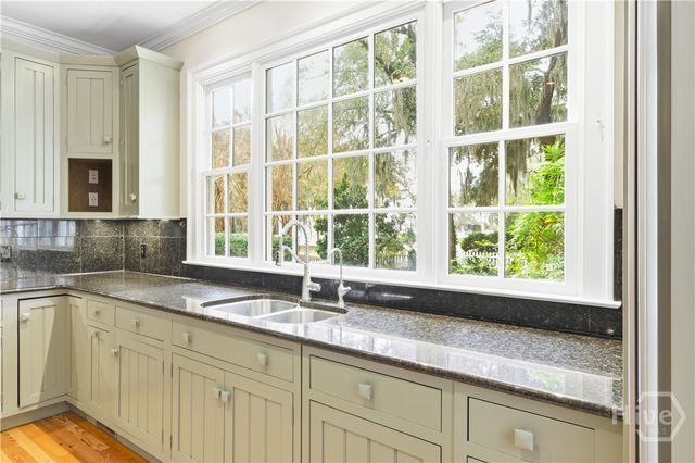 52 Magnolia Lane, Richmond Hill, GA 31324