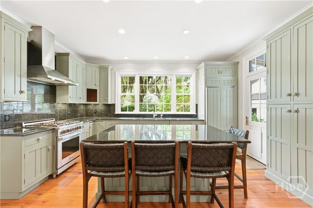 52 Magnolia Lane, Richmond Hill, GA 31324