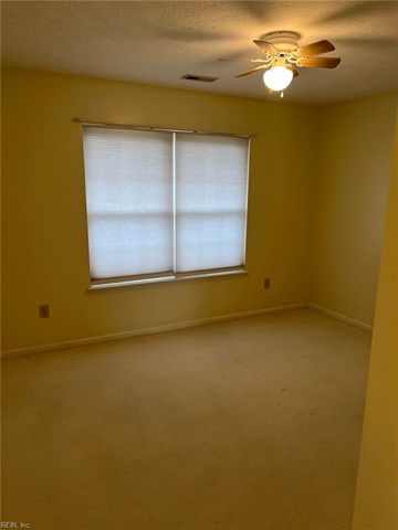 110 Bugle CT, Yorktown, VA 23693
