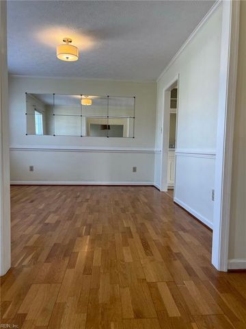 110 Bugle CT, Yorktown, VA 23693