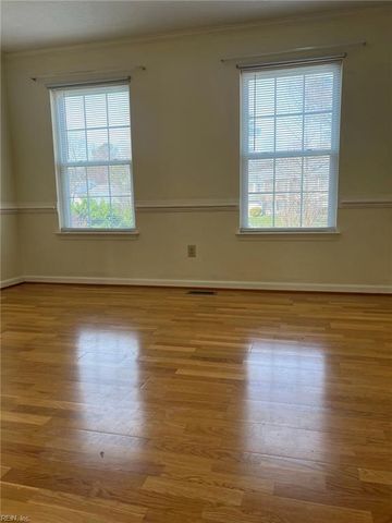 110 Bugle CT, Yorktown, VA 23693