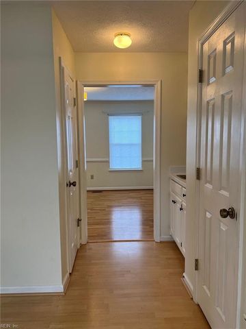 110 Bugle CT, Yorktown, VA 23693