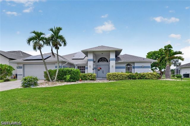 11931 King James CT, Cape Coral, FL 33991