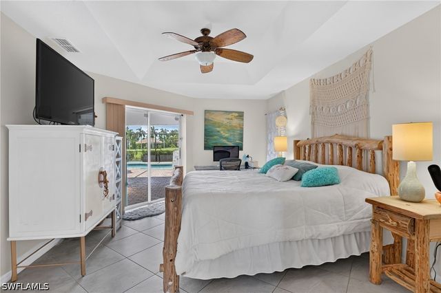 11931 King James CT, Cape Coral, FL 33991