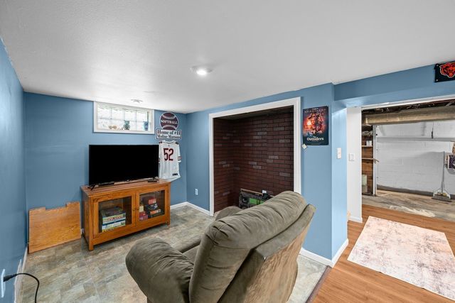 802 27th Avenue, Moline, IL 61265