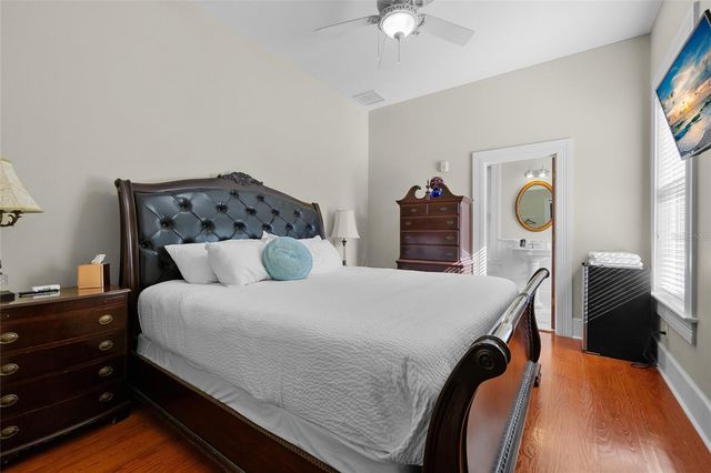 205 SE 7TH STREET, Gainesville, FL 32601