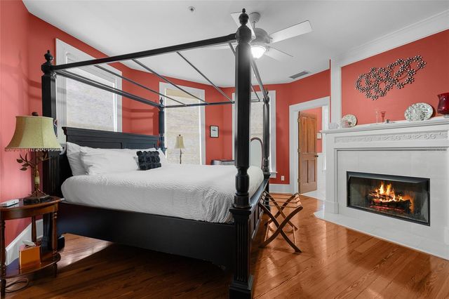 205 SE 7TH STREET, Gainesville, FL 32601