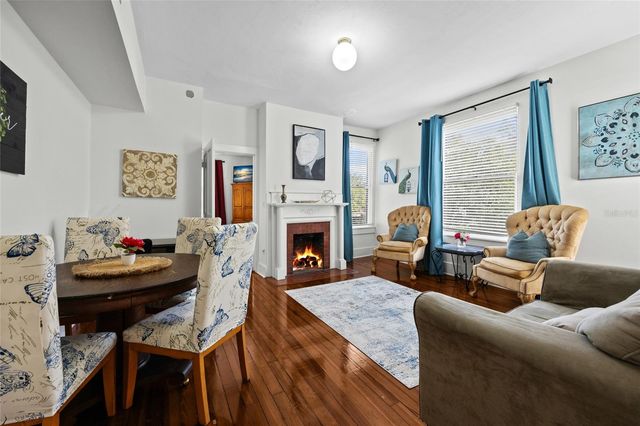 205 SE 7TH STREET, Gainesville, FL 32601