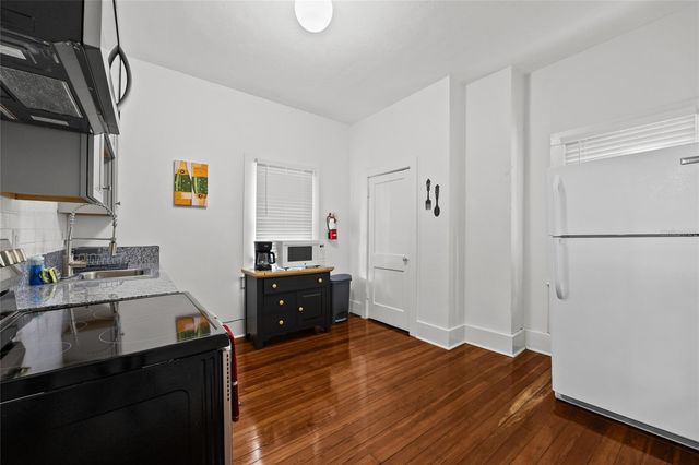 205 SE 7TH STREET, Gainesville, FL 32601