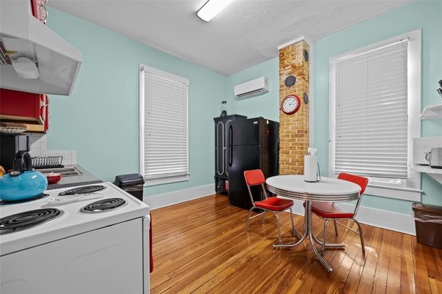 205 SE 7TH STREET, Gainesville, FL 32601