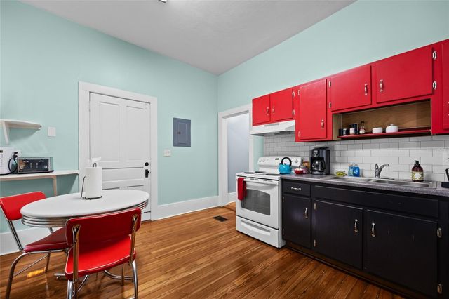 205 SE 7TH STREET, Gainesville, FL 32601