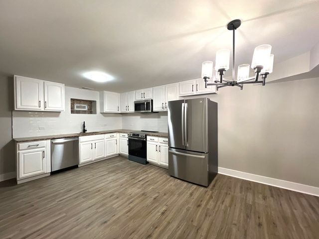 19921 Cypress Avenue, Lynwood, IL 60411