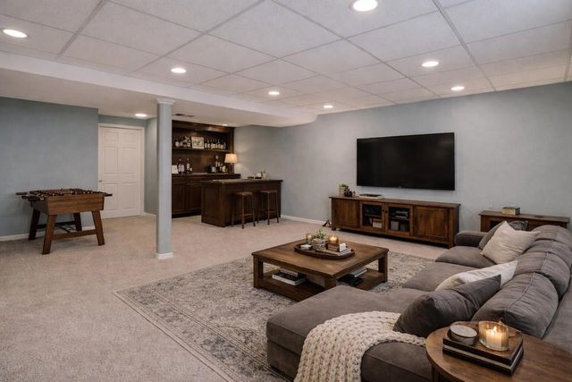 1720 Erin LANE, Waukesha, WI 53188