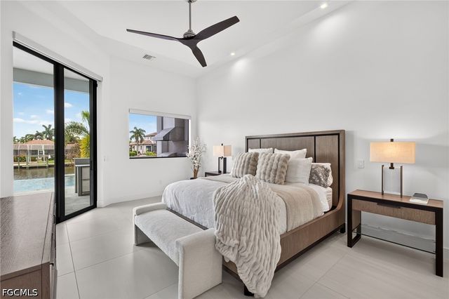 5362 Mayfair CT, Cape Coral, FL 33904
