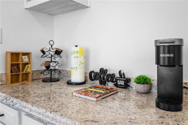 208 Pinehill Drive, Mobile, AL 36606