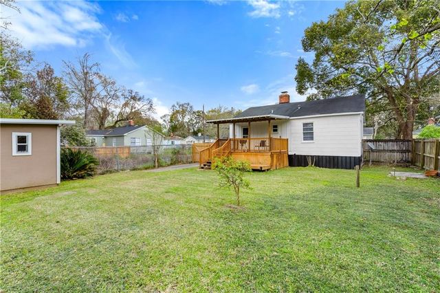 208 Pinehill Drive, Mobile, AL 36606