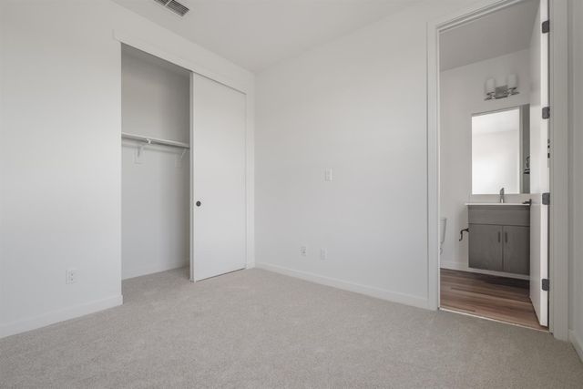 3332 S St, Sacramento, CA 95816