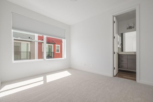 3332 S St, Sacramento, CA 95816