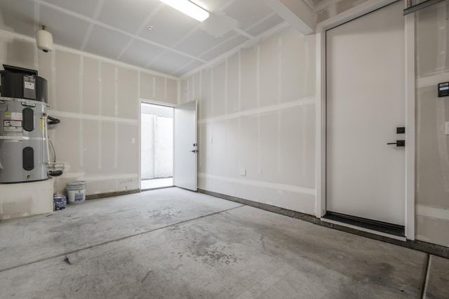 3332 S St, Sacramento, CA 95816