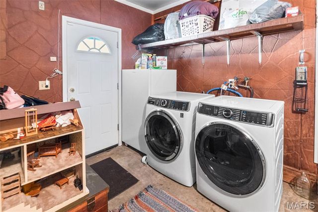 200 Utah Place, Bethalto, IL 62010