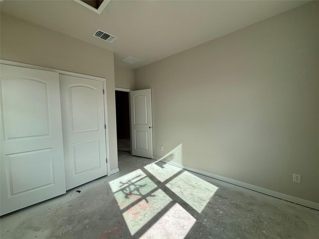 100 Coleto TRL, Bastrop, TX 78602