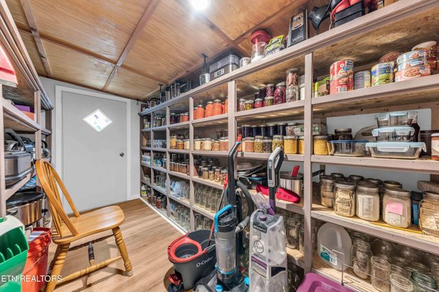 145 Pine Crest Drive, Maynardville, TN 37807