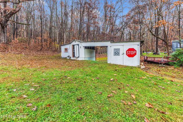 145 Pine Crest Drive, Maynardville, TN 37807