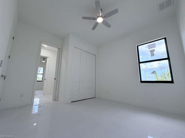 477 Rayford ST, Lehigh Acres, FL 33974