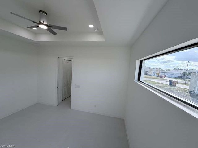 477 Rayford ST, Lehigh Acres, FL 33974