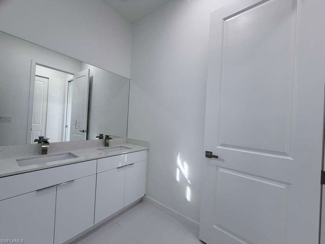 477 Rayford ST, Lehigh Acres, FL 33974