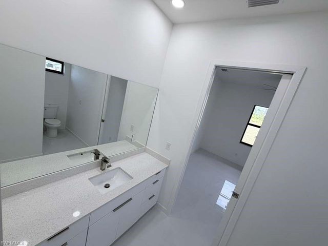 477 Rayford ST, Lehigh Acres, FL 33974