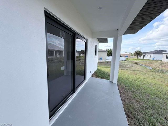 477 Rayford ST, Lehigh Acres, FL 33974