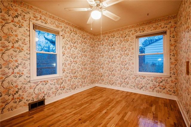 2201 Monterey Drive, St Joseph, MO 64507