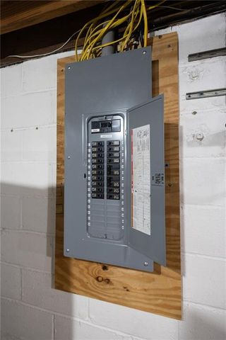 2201 Monterey Drive, St Joseph, MO 64507