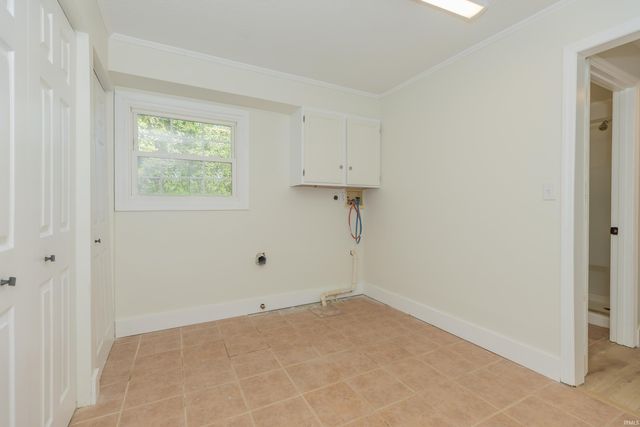 711 Carole Place, Newburgh, IN 47630