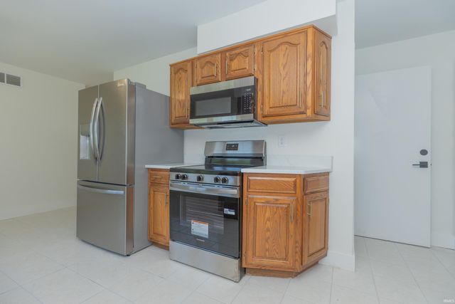 711 Carole Place, Newburgh, IN 47630