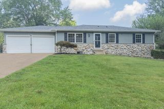 711 Carole Place, Newburgh, IN 47630