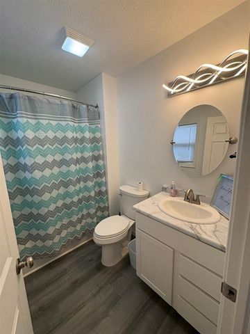 716 Leonard Avenue, Muskegon, MI 49442